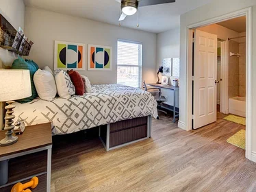 Gesamte Unterkunft im Wohnheim in der 2323 Glenna Goodacre Boulevard, Lubbock, TX 79401, bild 1 von 30