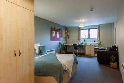 Chambre privée en résidence à 10 Crown Street, Reading, RG1 2SE, image 9 de 36