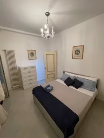 Apartamento inteiro em Via Carlo Cattaneo, Arenella, imagem 1 de 10