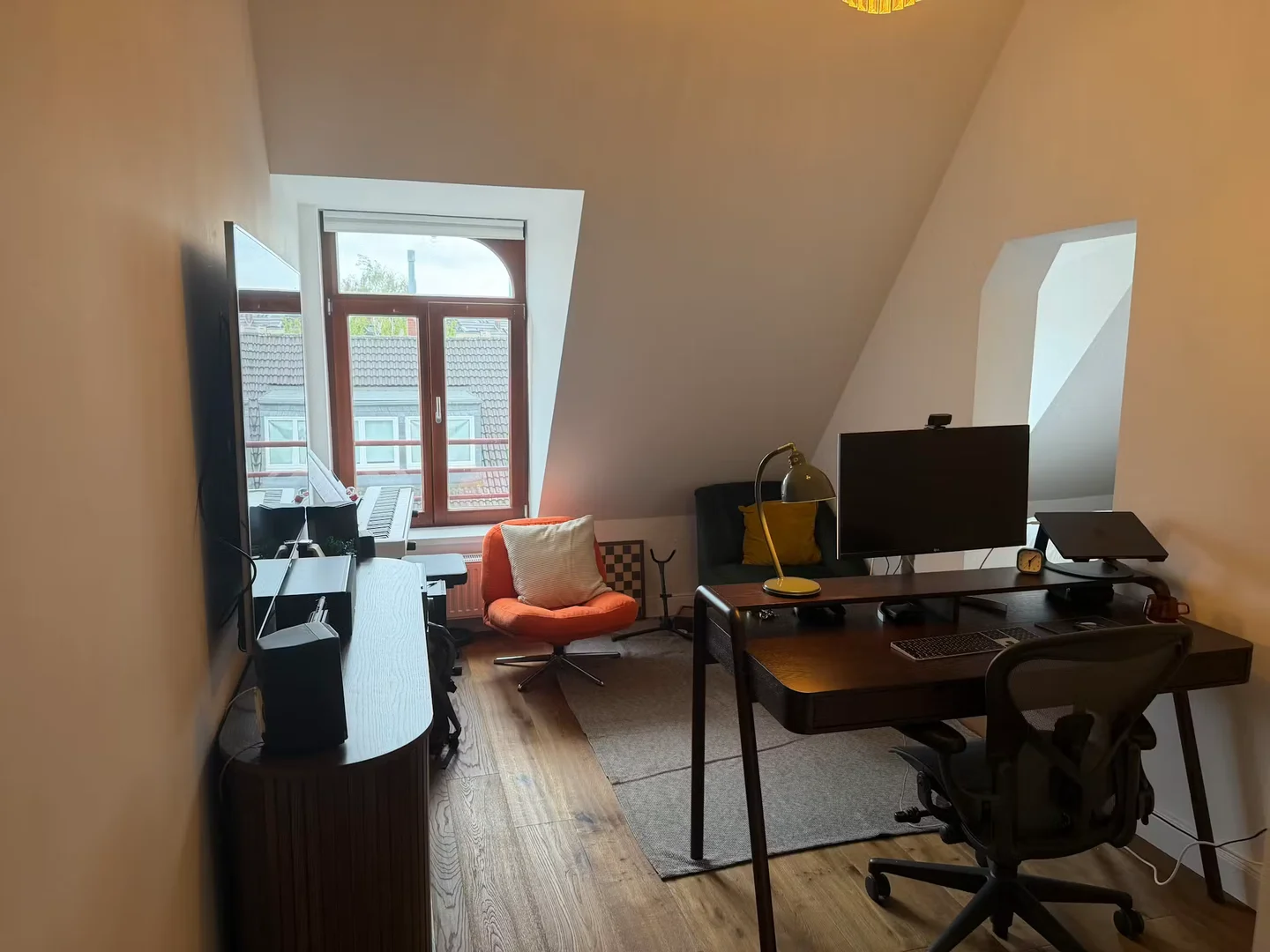 'de öğrenci dairesinde, tamamen mobilyalı kiralık oda