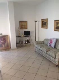 Quarto privado em Via Pier Andrea Fontebasso, Casale Lumbroso, imagem 3 de 10