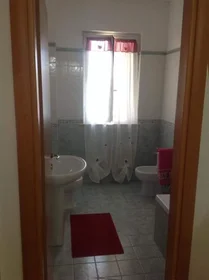 Quarto privado em Via Pier Andrea Fontebasso, Casale Lumbroso, imagem 9 de 10