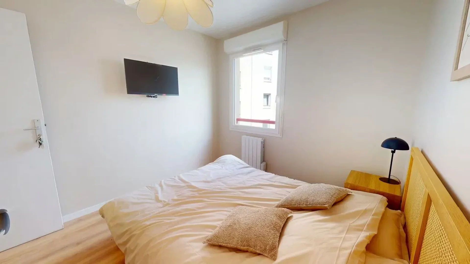 Chambre d'étudiant confortable et spacieuse dans