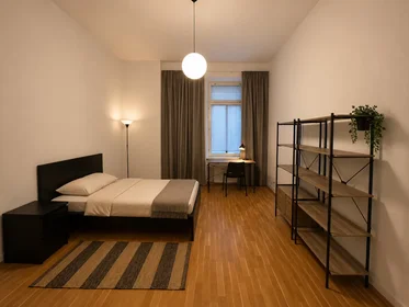 Quarto privado em Skolas iela, Centrs, imagem 5 de 10