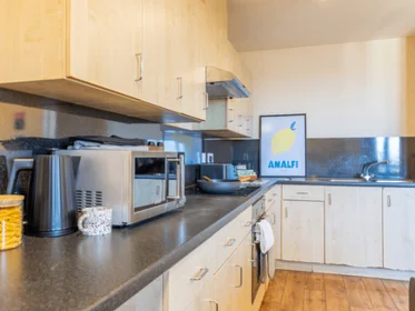 Quarto privado em residência em Erskine St, Liverpool L6 1AH, United Kingdom, imagem 30 de 49
