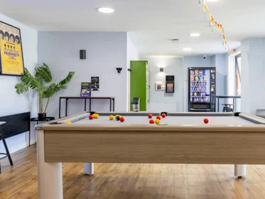 Quarto privado em residência em Erskine St, Liverpool L6 1AH, United Kingdom, imagem 39 de 49