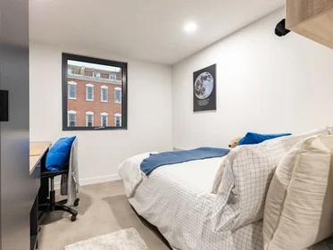 Quarto privado em residência em 16 Moon St, St Paul's, Bristol BS2 8QY, UK, imagem 1 de 42