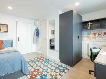 Quarto privado em residência em 16 Moon St, St Paul's, Bristol BS2 8QY, UK, imagem 16 de 42