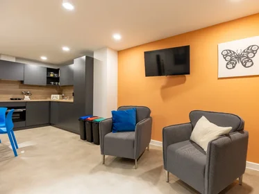 Quarto privado em residência em 16 Moon St, St Paul's, Bristol BS2 8QY, UK, imagem 5 de 42
