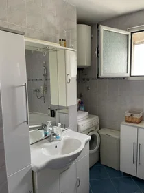 Entire apartment at Ulica Vlatka Mačeka, image 6 of 8