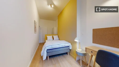 Chambre privée à Boulevard Athènes, image 18 de 19