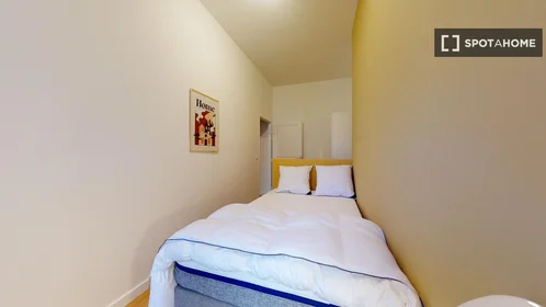 Chambre privée à Boulevard Athènes, image 19 de 19
