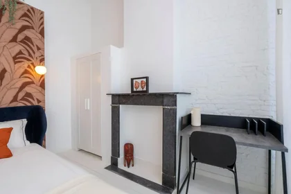 Quarto privado em Sint-Jobstraat, imagem 2 de 11