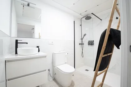 Apartamento inteiro em Carrer de Vazquez de Mella, Carolinas Bajas, imagem 9 de 10