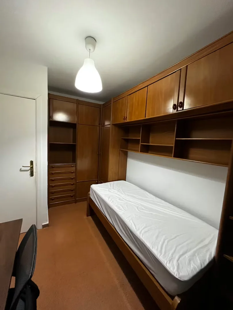 Preisgünstiges Studentenzimmer in günstiger Lage in