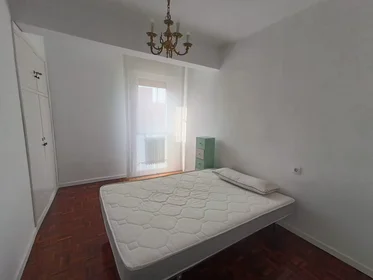Habitación privada en Calle de Pedro Malón de Chaide, Ermitagaña-Mendebaldea, imagen 1 de 10