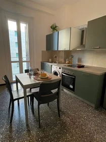 Private room at Via Enrico Porro, Sampierdarena, image 1 of 6