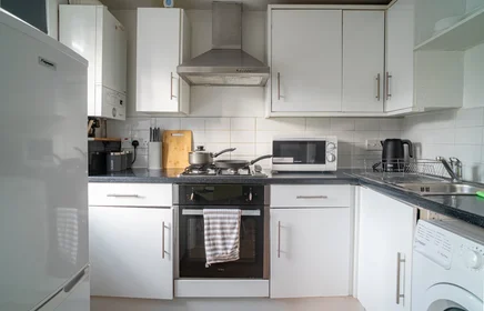 Apartamento inteiro em Edgware Road 444, imagem 4 de 14