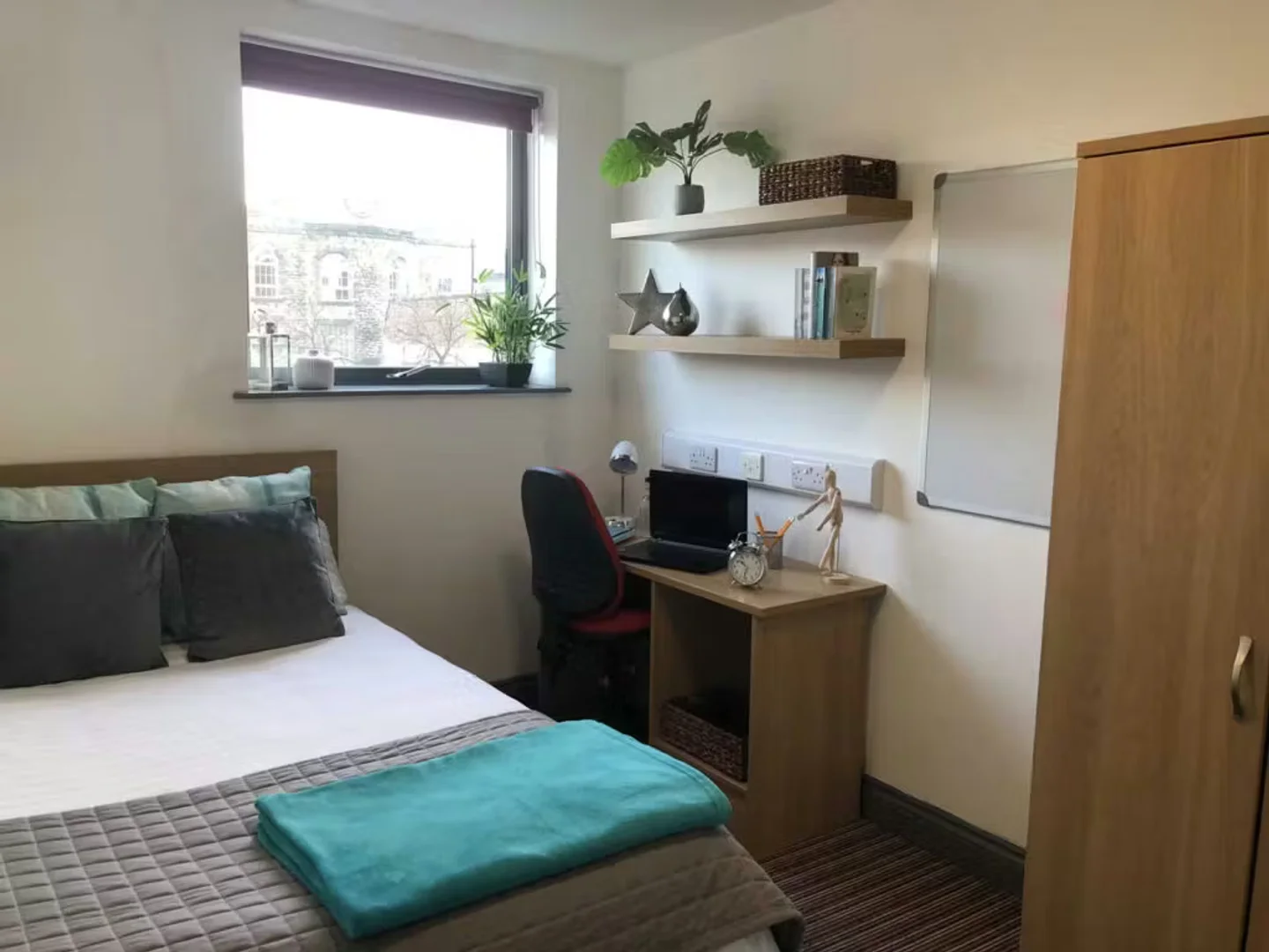 Preisgünstiges Studentenzimmer in günstiger Lage in
