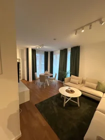 Habitación privada en Nassauische Straße, 40A, imagen 1 de 10