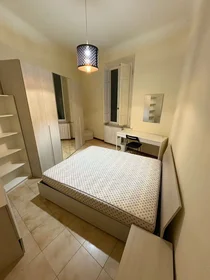 Stanza privata in Via Carlo Cattaneo, , immagine 1 di 8