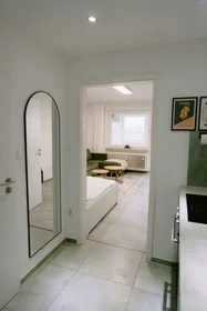 Całe miejsce Äußere Uferstraße, Augsburg-Oberhausen, obraz 6 10
