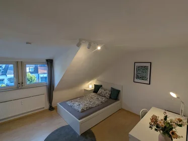 Özel oda konumu Scharnhauser Straße, Plieningen, 2 10 görüntüsü