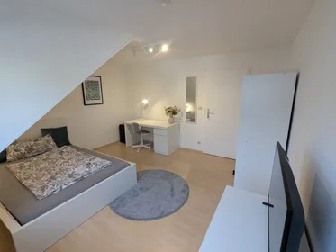 Özel oda konumu Scharnhauser Straße, Plieningen, 3 10 görüntüsü