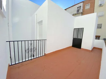 Stanza privata in Av. de Ramón y Cajal, 100, 41005 Sevilla, España, immagine 12 di 33