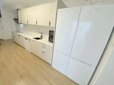 Stanza privata in Av. de Ramón y Cajal, 100, 41005 Sevilla, España, immagine 17 di 33