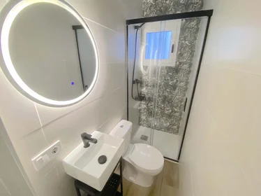 Stanza privata in Av. de Ramón y Cajal, 100, 41005 Sevilla, España, immagine 9 di 33