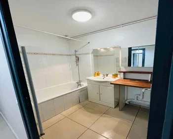 Private room at 2 Rue d'Austerlitz, 69004 Lyon, France, image 9 of 12