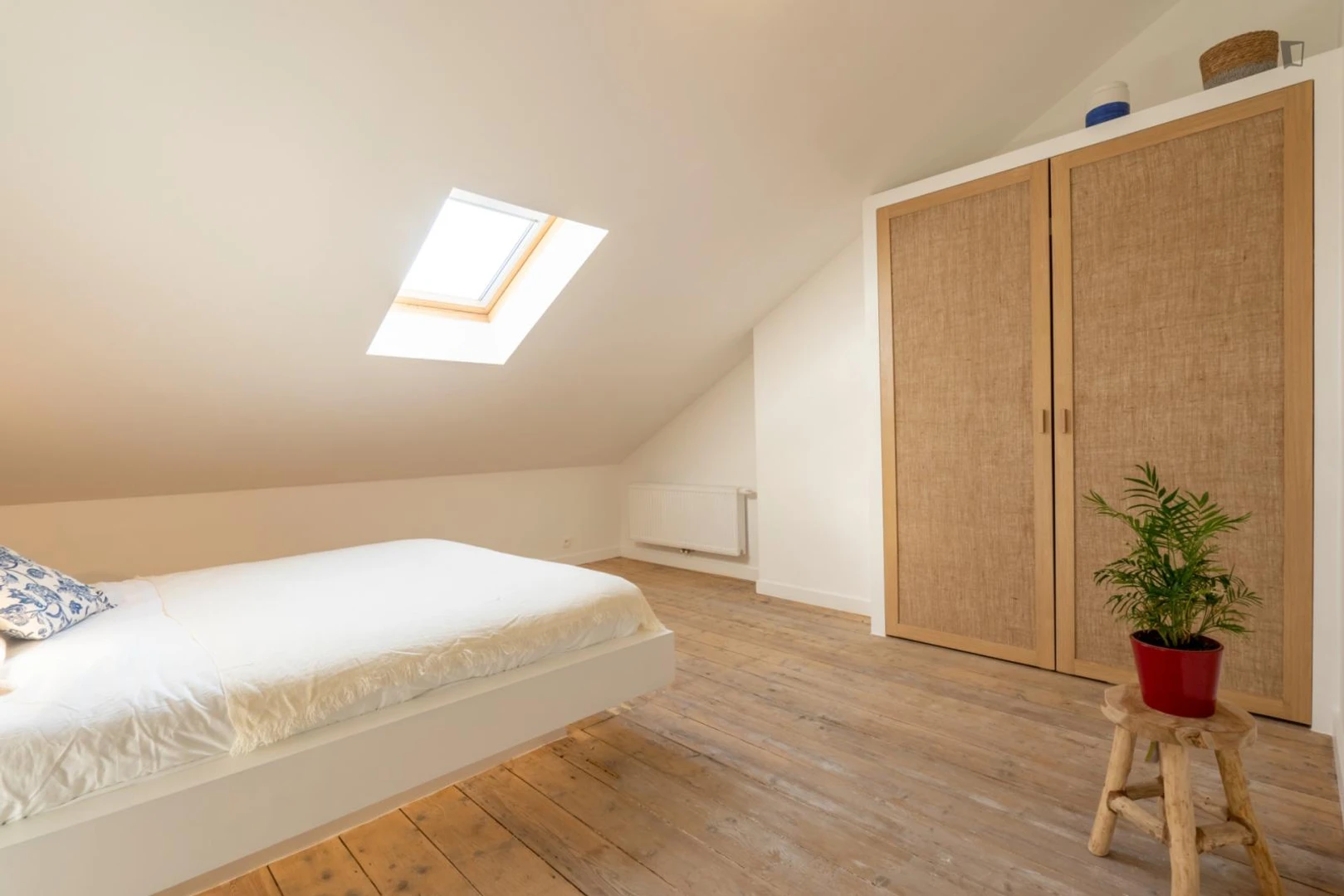 Habitación en apartamento estudiantil en alquiler en , completamente amueblado