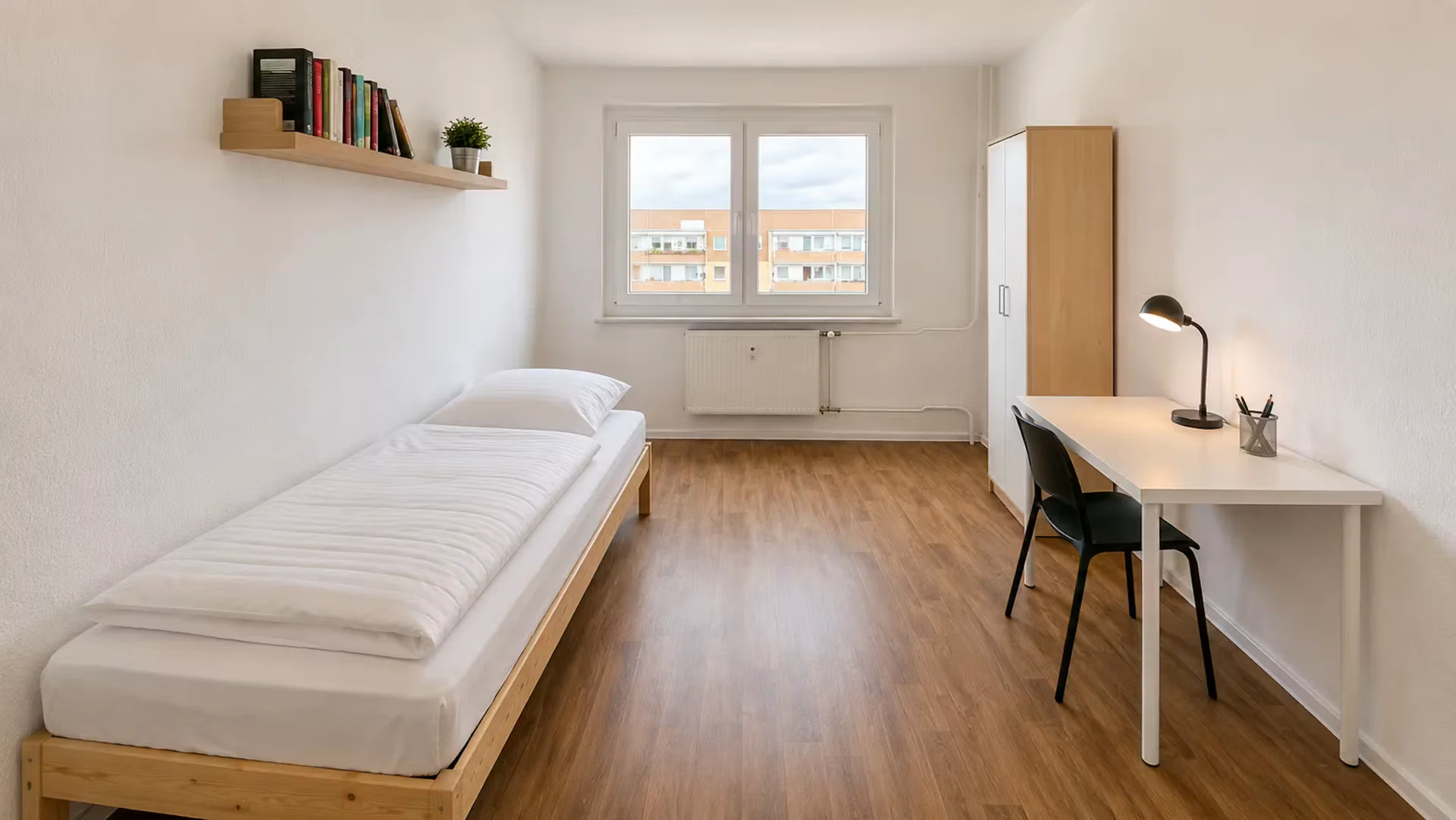 Student-friendly room in  with modern amenities