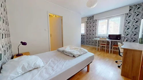 Appartamento intero in Avenue Léon Blum, Saint-Jacques, immagine 2 di 10