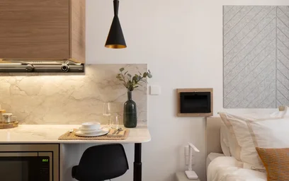 Zimmer mit Doppelbett zu vermieten {area}