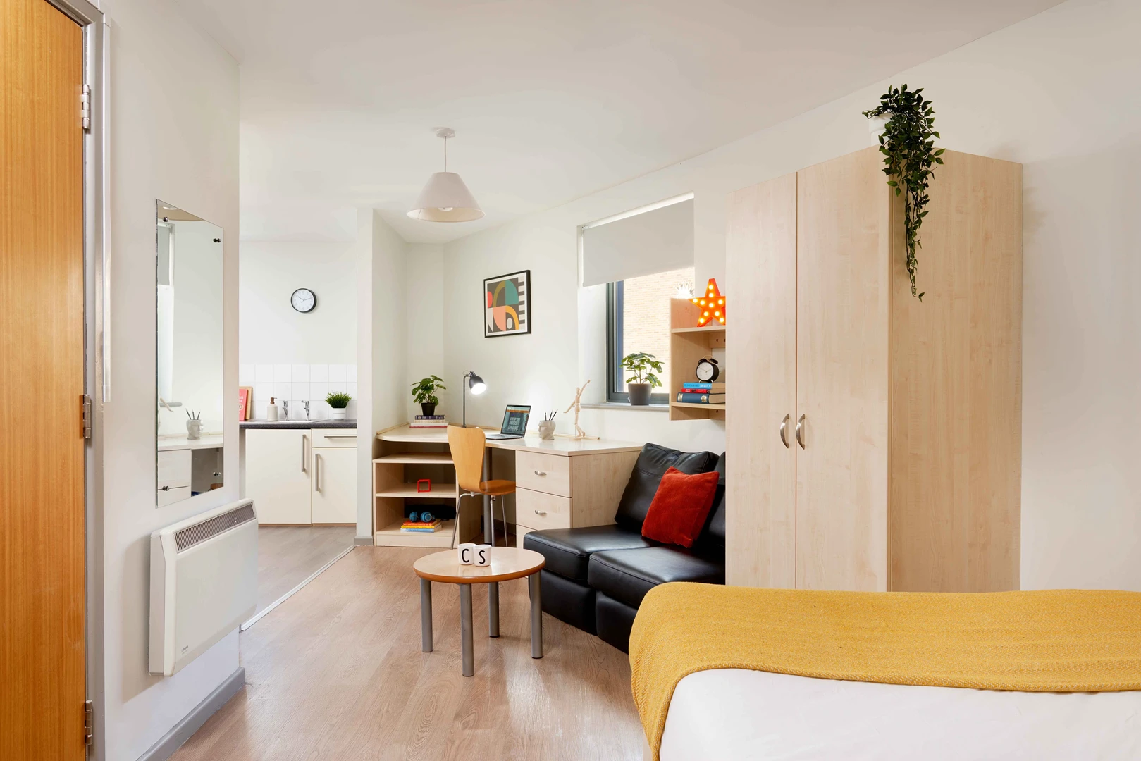 Economical student room with convenient location in 