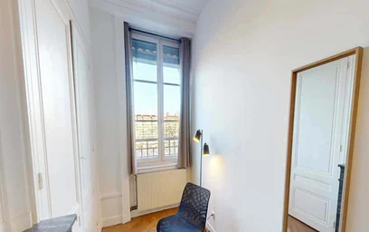 Habitación privada en 6 Quai Romain Rolland, 69005 Lyon, France, imagen 6 de 21