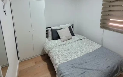 Habitación privada en Carrer de Santa Teresa de Jesús, imagen 2 de 10