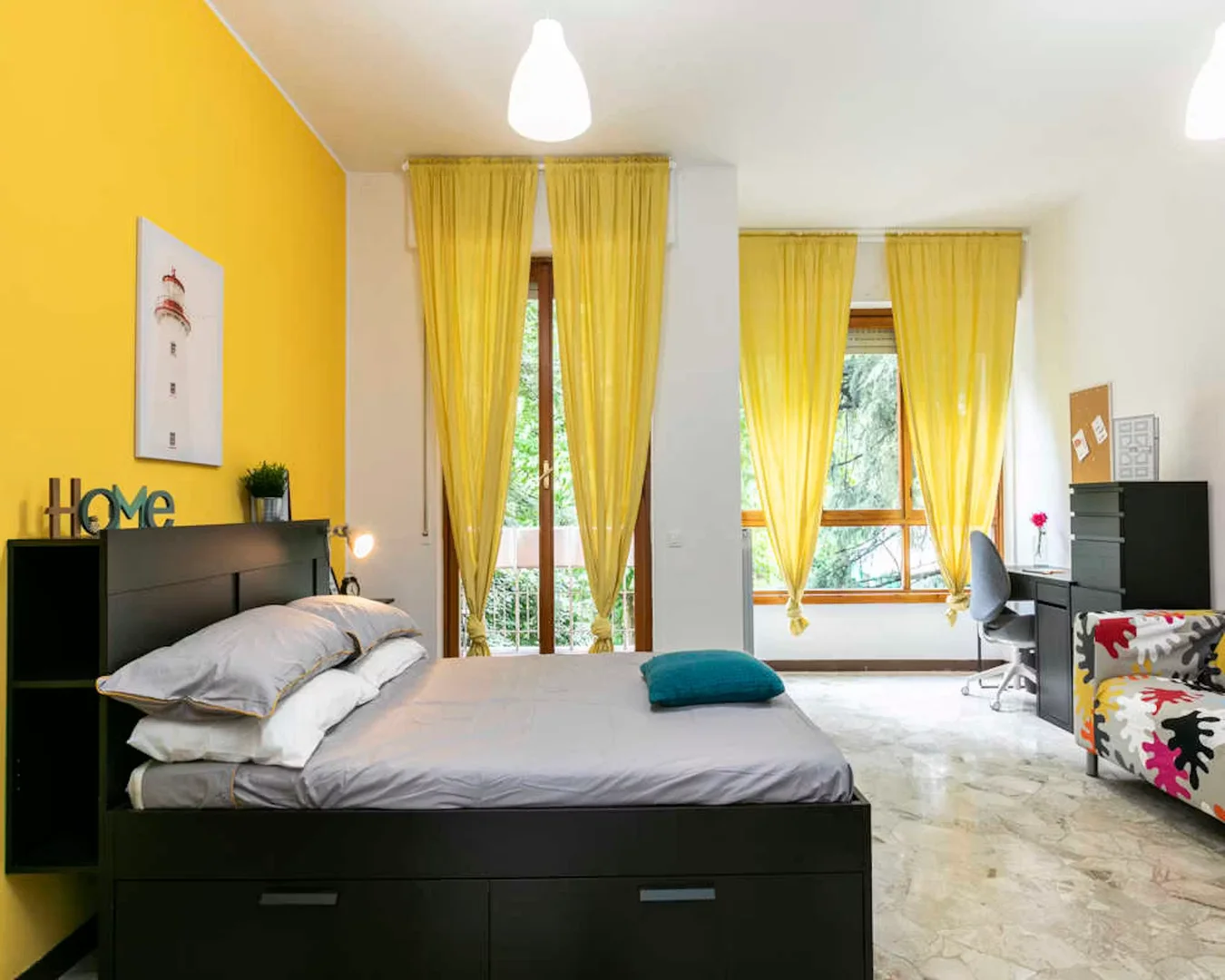 Komfortables und geräumiges Studentenzimmer in