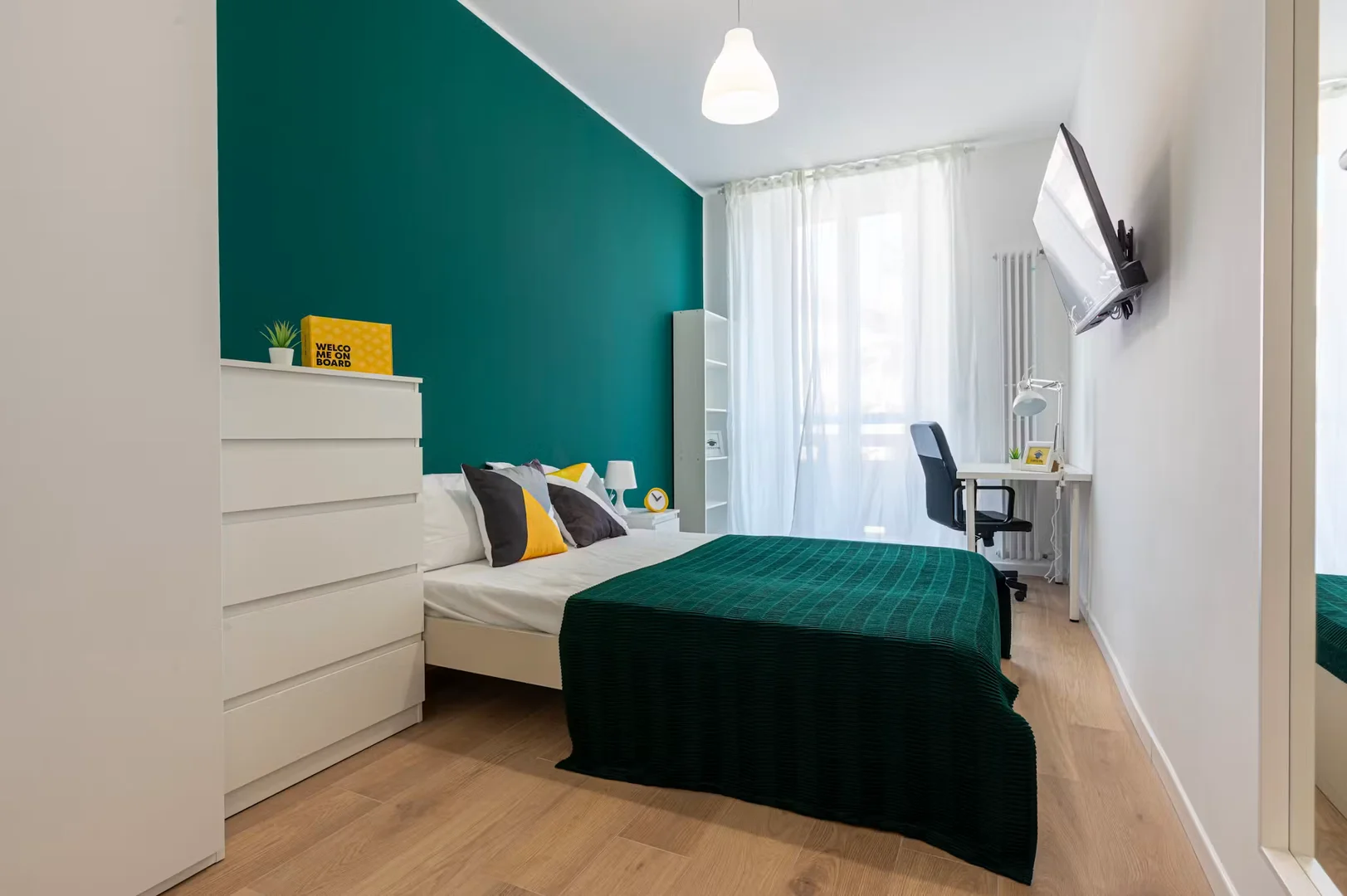 Studentenfreundliches Zimmer in mit modernen Annehmlichkeiten
