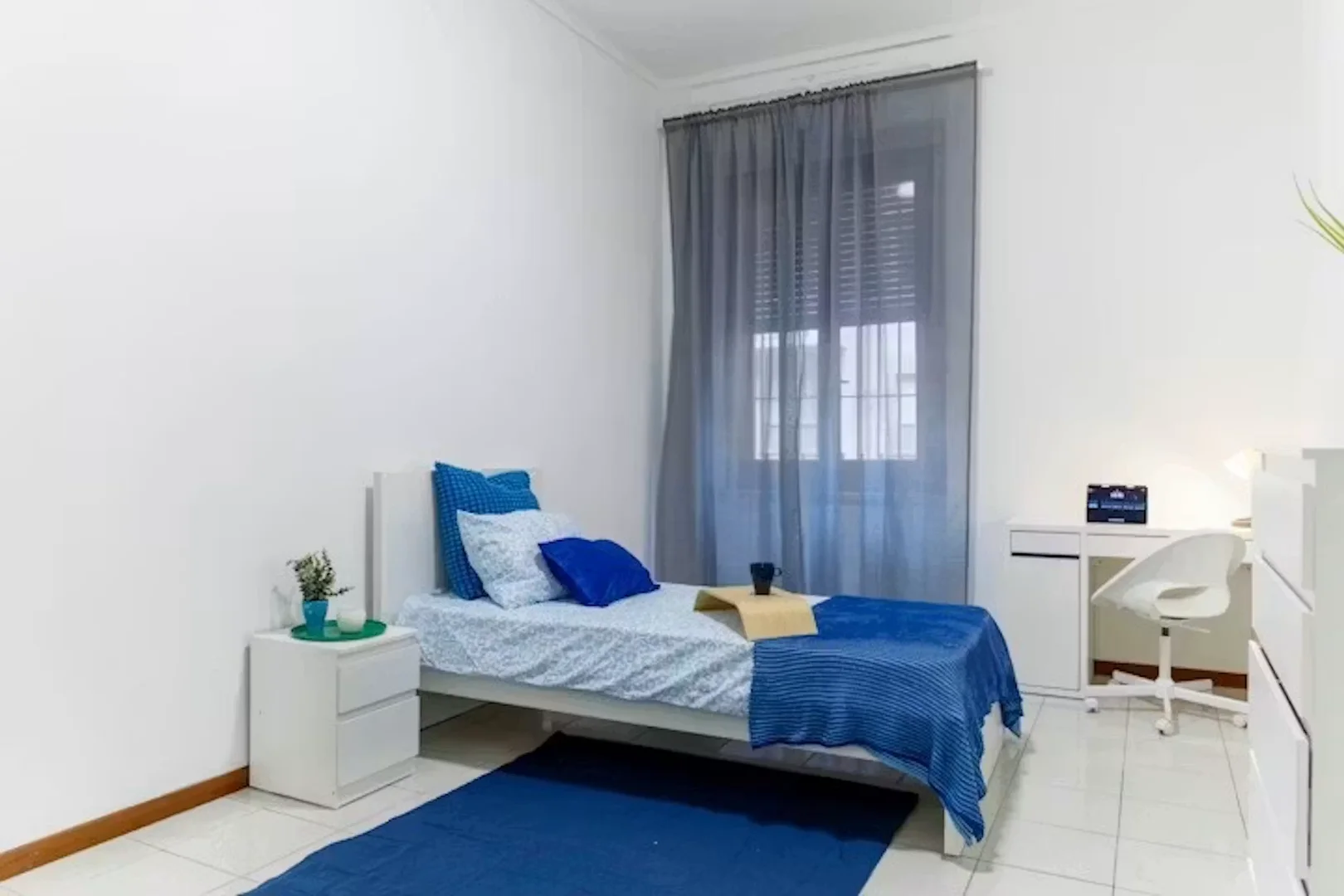 Habitación para estudiantes en con modernas comodidades