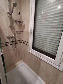 Appartamento intero in Txakolin Kalea, Deusto, immagine 3 di 10