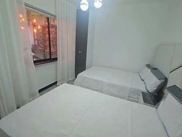 Habitación privada en Carrera 81B # 51A-25, imagen 1 de 10