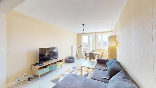 Privatzimmer in der Rue de Nexon, Le Sablard Limoges Sud, bild 9 von 10