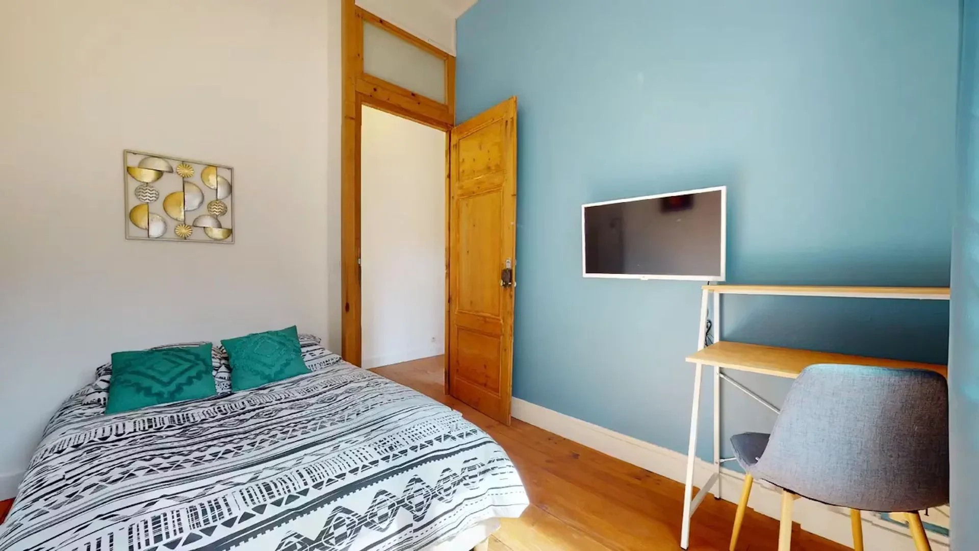 Habitación en apartamento estudiantil en alquiler en , completamente amueblado