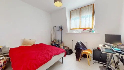 Private room at Boulevard de Colmar, , image 1 of 10