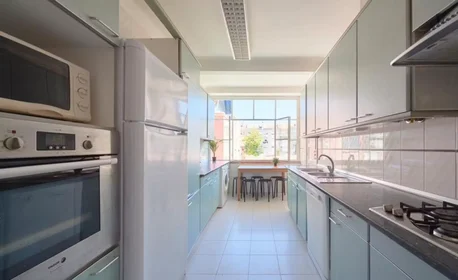 Privatzimmer in der Avenida de Roma, Lisbon, bild 9 von 9