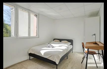 Chambre privée à Rue du Petit Bois, , image 1 de 9