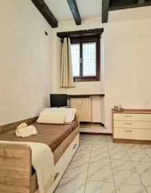 Entire apartment at Vicolo San Silvestro, Cittadella, image 7 of 10